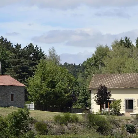 Ferienhaus La Parrot En Margeride *