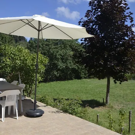 La Parrot En Margeride * Pierrefiche (Lozere)